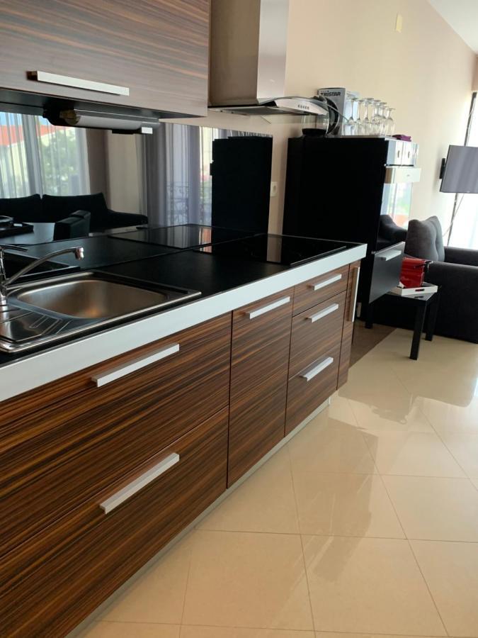 La Perla Apartment Vodice Bagian luar foto